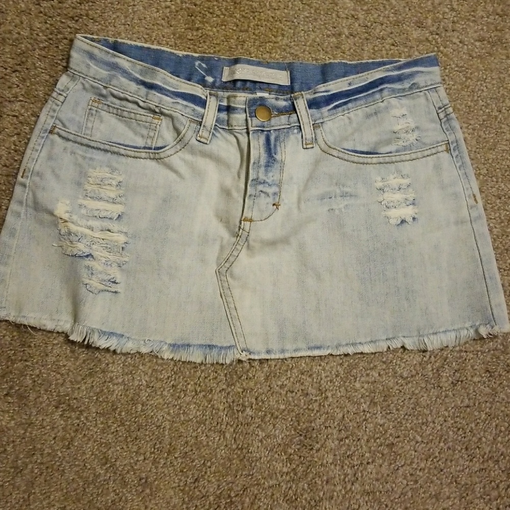 B1G2 Y2k 2000s Frayed Destroyed Light Denim Skirt - Picture 1 of 3